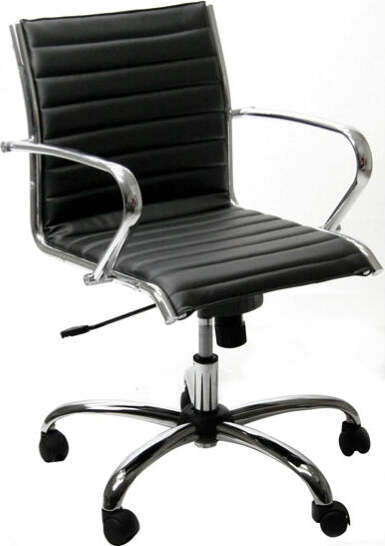 Poltrona direzionale Pollux new PND - pelle - con ruote e braccioli - nero - Unisit Casa e cucina/Arredamento/Studio/Sedie e Sgabelli/Sedie da scrivania Eurocartuccia - Pavullo, Commerciovirtuoso.it