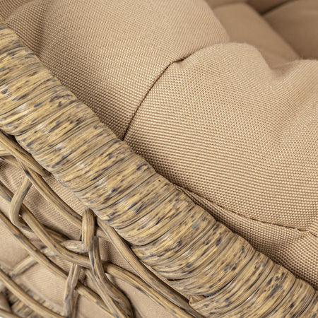 Poltrona a dondolo sospesa "Amirantes" per giardino e veranda in rattan con cuscino