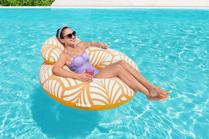 Poltrona Gonfiabile Comfort Plush Galleggiante Piscina Spiaggia 118x117cm 43643 Giochi e giocattoli/Sport e giochi all'aperto/Giochi aquatici e piscine per bambini/Canotti e gonfiabili galleggianti Trade Shop italia - Napoli, Commerciovirtuoso.it