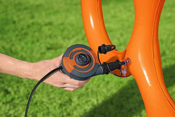 Pompa Gonfiaggio Elettrica Ad Aria Sidewinder 3 Adattatori Accendisigari 62142 Giochi e giocattoli/Sport e giochi all'aperto/Giochi aquatici e piscine per bambini/Canotti e gonfiabili galleggianti Trade Shop italia - Napoli, Commerciovirtuoso.it