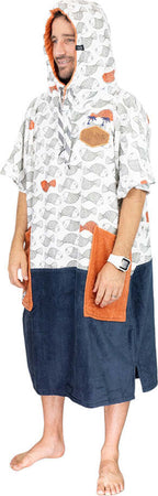 Poncho-All-in-V-Poncho