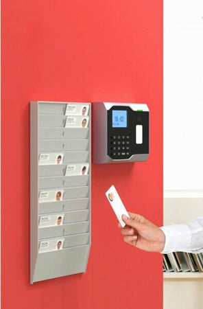 Portabadge da muro - 24 tasche - paperflow Cancelleria e prodotti per ufficio/Archivio ufficio e accessori per scrivania/Accessori da scrivania e archiviazione/Portabrochure Eurocartuccia - Pavullo, Commerciovirtuoso.it