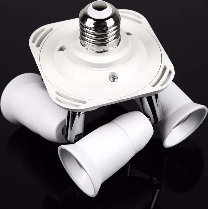 ChiliTec Adattatore per attacco E27 a 3 posizioni per foto studio, softbox, paralume I estensione da 1 a 3 lampade, bianco ChiliTec Adattatore per attacco E27 a 3 posizioni per foto studio, softbox, paralume I estensione da 1 a 3 lampade, bianco