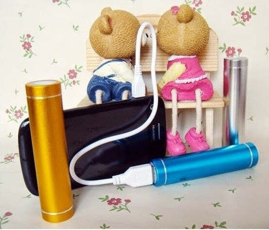 POWER BANK 5600 MAH IN ALLUMINIO BATTERIA D'EMERGENZA PER SMARTPHONE  Trade Shop italia - Napoli, Commerciovirtuoso.it