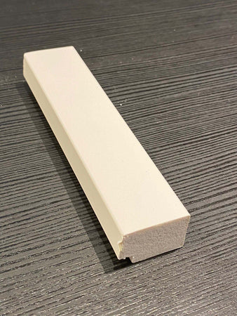Profilo di chiusura in duropolimero bianco 31x21x2800mm Fai da te/Pitture trattamenti per pareti e utensili/Strumenti per carta da parati e posa carta da parati/Bordi per carta da parati Led Mall Home - Napoli, Commerciovirtuoso.it