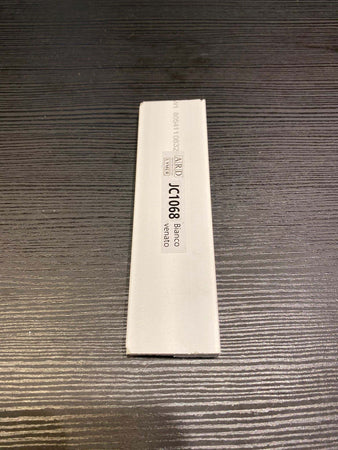 Profilo di chiusura in duropolimero bianco venato 40x12x2800 mm Fai da te/Pitture trattamenti per pareti e utensili/Strumenti per carta da parati e posa carta da parati/Bordi per carta da parati Led Mall Home - Napoli, Commerciovirtuoso.it