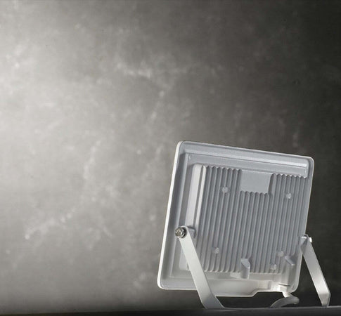Proiettore-esterno-Gea-Led-RATRI-GES844N-IP65-8500LM-lampada-terra-parete-moderna