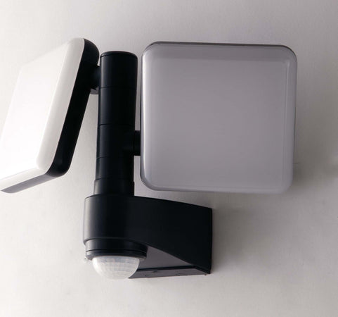 Proiettore Led Sat Antracite 20W 1600Lm 4000K Ip54 Con Sensore 23X33X13,3Cm Illuminazione/Illuminazione per esterni/Proiettori Led Mall Home - Napoli, Commerciovirtuoso.it