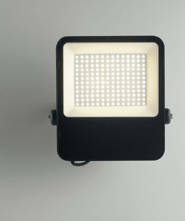 Proiettore Led Taurus Nero 200W 24000Lm 4000K Ip65 40,8X34,7X5,9Cm Illuminazione/Illuminazione per esterni/Proiettori Led Mall Home - Napoli, Commerciovirtuoso.it