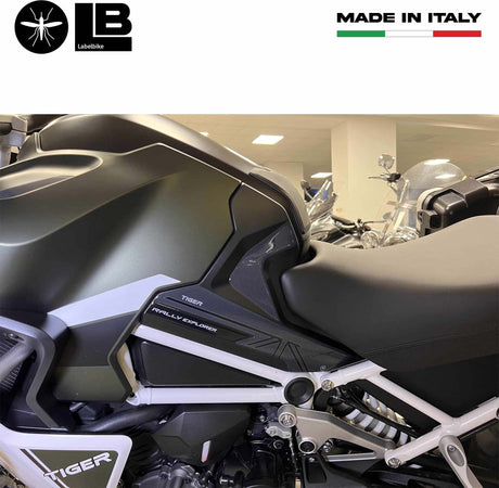 Protezioni-laterali-3D-compatibili-con-Triumph-Tiger-1200-Rally-Explorer-2023