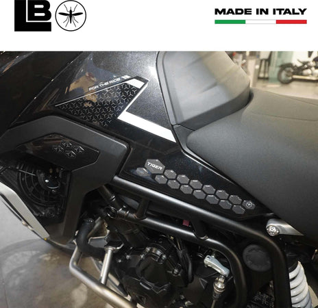 Protezioni-Laterali-Moto-Adesivi-3D-compatibili-con-Triumph-Tiger-900-2024