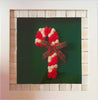 Quadretto Bianco CandyCane Di Natale Quadro Natalizio 20 X 20 Cm Decorazione Di Natale in Legno Da Appendere Casa e cucina/Decorazioni per interni/Addobbi e decorazioni per ricorrenze/Decorazioni natalizie/Oggettistica Ideart - Valdilana, Commerciovirtuoso.it