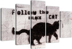 Quadro-su-tela-5-pannelli-Gatto-nero-texture-cemento