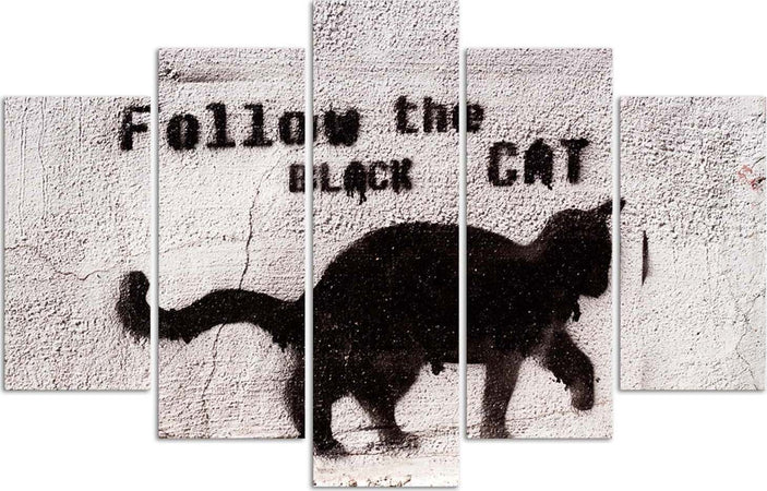 Quadro-su-tela-5-pannelli-Gatto-nero-texture-cemento