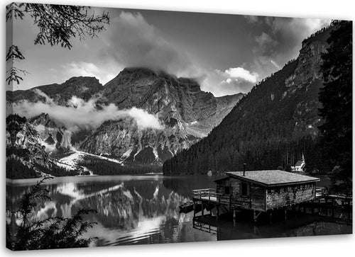 Quadro-su-tela,-Capanna-in-un-lago-di-montagna-Alpi