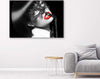 Quadro-su-tela,-Donna-con-maschera-nera