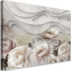 Quadro-su-tela,-Fiori-beige-in-fiore