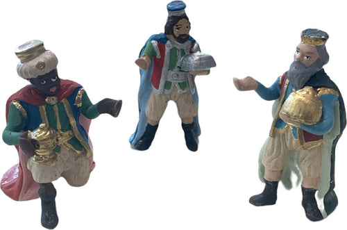 Re magi statuette in terracotta artigianali per presepe napoletano da h 7 cm, set di 3 pezzi Casa e cucina/Decorazioni per interni/Addobbi e decorazioni per ricorrenze/Decorazioni natalizie/Presepi/Statuine e fondali per il presepe MagiediNatale.it - Altamura, Commerciovirtuoso.it