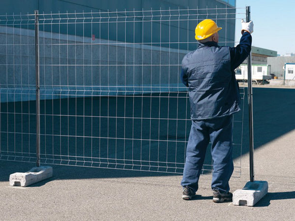 Plintino in calcestruzzo per recinzione mobili da cantiere