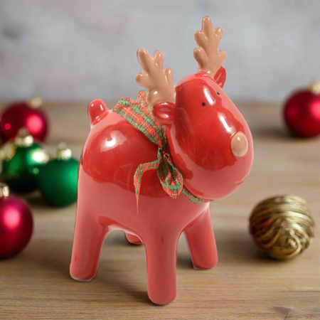 Renna natalizia in ceramica colore rosso decorazione natalizia h 18,5 cm