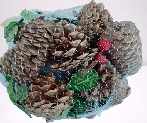 RETINA PIGNE NATURALI DA 120G Casa e cucina/Decorazioni per interni/Addobbi e decorazioni per ricorrenze/Decorazioni natalizie/Ghirlande e corone Scontolo.net - Potenza, Commerciovirtuoso.it