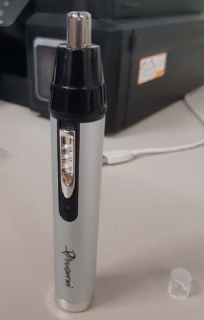 Rifinitore Elettrico Trimmer Per Naso Orecchie Capelli 2 In 1 Gm-3105 Senza Fili Salute e Bellezza > Depilazione e rasatura > Rasoi e Tagliacapelli Trade Shop italia - Napoli, Commerciovirtuoso.it