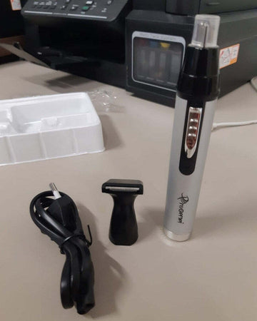 Rifinitore Elettrico Trimmer Per Naso Orecchie Capelli 2 In 1 Gm-3105 Senza Fili Salute e Bellezza > Depilazione e rasatura > Rasoi e Tagliacapelli Trade Shop italia - Napoli, Commerciovirtuoso.it