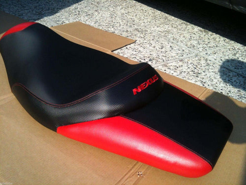 Rivestimento-SELLA-GILERA-Nexus-250-300-PERSONALIZZATA-x-Scooter-Carbonio-Rosso