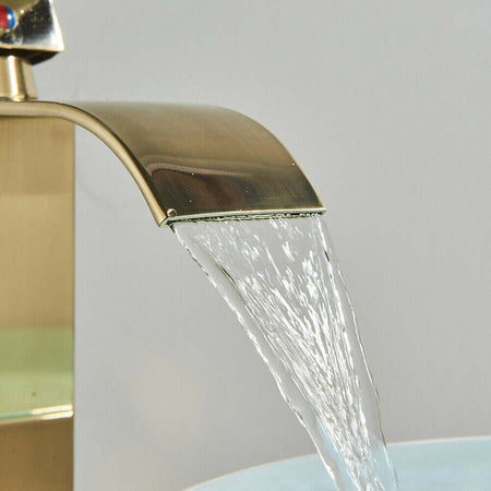 Rubinetto-Alto-Da-Bagno-Design-Moderno-A-Cascata-Miscelatore-Monocomando-Dorato
