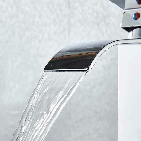 Rubinetto Da Bagno Design Moderno A Cascata Miscelatore Monocomando Cromato Rubinetti Bagno Trade Shop italia - Napoli, Commerciovirtuoso.it