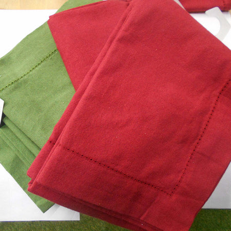 Runner in cotone tinta unita per tavolo di Natale 40 x 140 cm Casa e cucina/Decorazioni per interni/Addobbi e decorazioni per ricorrenze/Decorazioni natalizie/Oggettistica MagiediNatale.it - Altamura, Commerciovirtuoso.it