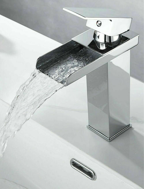 Rubinetto miscelatore lavabo bagno a cascata con piletta acciaio cromato 52952