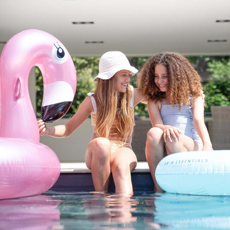 Salvagente Ciambella Swim Essentials Bianco e Blu 90 cm Giochi e giocattoli/Sport e giochi all'aperto/Giochi aquatici e piscine per bambini/Giochi e giocattoli da piscina/Salvagenti La Casa Del Bebè - Napoli, Commerciovirtuoso.it