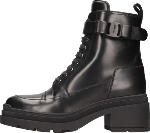 Salvatore-Ferragamo-Stivali-Nero-da-donna
