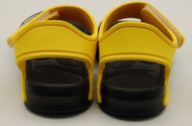 Sandali Batman dal 24 al 32 mare piscina Moda/Bambini e ragazzi/Scarpe/Sandali Store Kitty Fashion - Roma, Commerciovirtuoso.it