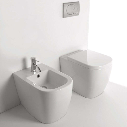Sanitari in Ceramica A Pavimento Filo Parete Vaso WC + Bidet + Sedile Made in Italy Casa e cucina/Bagno/Accessori per il bagno/Accessori per il WC/Sedili WC Ogomondo - Martina Franca, Commerciovirtuoso.it