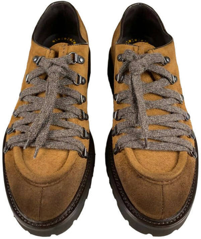 Scarpa uomo - Doucal's - Stringata con lacci a contrasto in suede - Colore Cammello