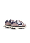Nike Scarpa Bassa Donna W Phoenix Waffle Football Grey/dark Raisin/lt Violet Ore da donna