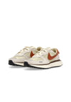 Nike Scarpa Bassa Donna W Phoenix Waffle Team Gold/dark Russet/coconut Milk/hemp da donna
