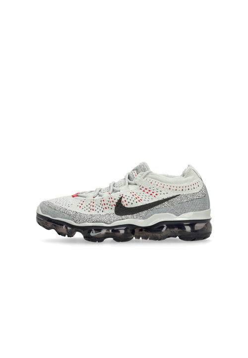 Nike Scarpa Bassa Uomo Air Vapormax 2023 Flyknit Light Silver/smoke Grey/picante Red da uomo