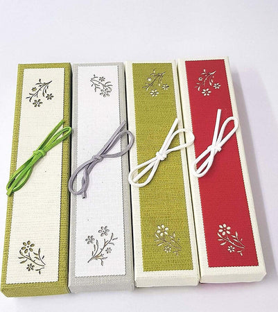 Scatola 20x4.5x3cm Disegno Fiori 3 Pezzi Scatole Orologio Bracciale Gioielli Orologi e gioielli > Bracciali e Collane Trade Shop italia - Napoli, Commerciovirtuoso.it