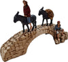 Scena Mercante con Asini sul ponte in resina personaggio per presepe h 10 cm Casa e cucina/Decorazioni per interni/Addobbi e decorazioni per ricorrenze/Decorazioni natalizie/Presepi/Statuine e fondali per il presepe MagiediNatale.it - Altamura, Commerciovirtuoso.it
