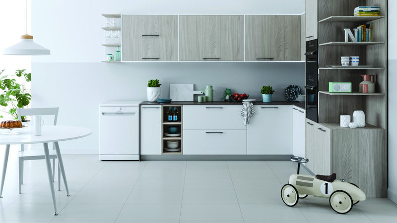 INDESIT LAVASTOVIGLIE LIBERA INSTAL. 14 COPERTI E BIANCO IN2FE14CNP80W