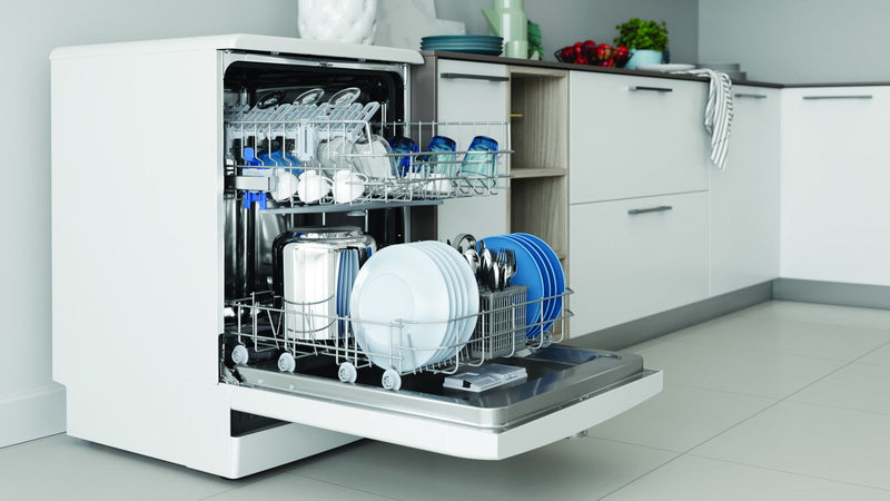 INDESIT LAVASTOVIGLIE LIBERA INSTAL. 14 COPERTI E BIANCO IN2FE14CNP80W