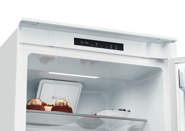 Candy CNBQL3518EV Frigorifero Combinato da incasso 268 L Classe E Bianco