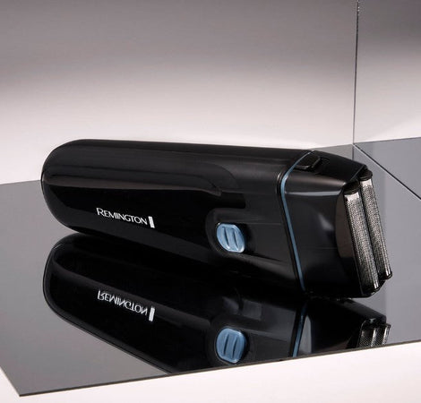 Remington F1000 Rasoio Elettrico Batteria Nero