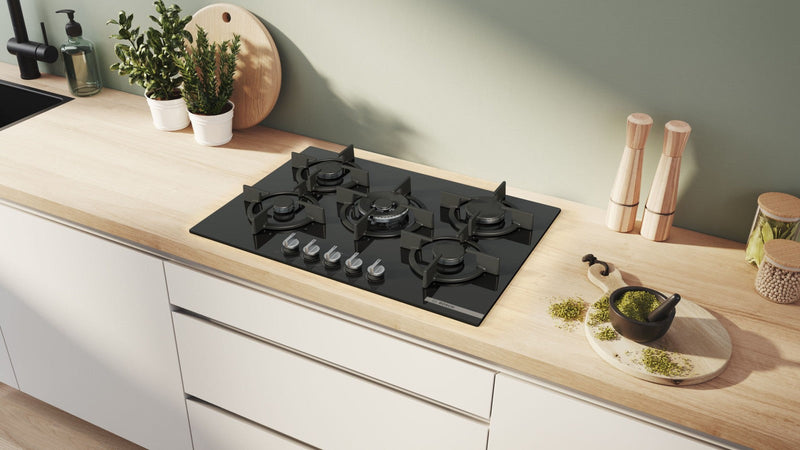 Bosch PPQ7A6I15 Piano Cottura 5 Fuochi a Gas 75 Cm in Vetro temperato Nero