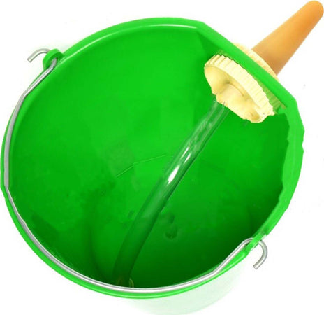 Secchio per allattamento vitelli con tettarella in gomma 10 lt Commercio Industria e Scienza/Attrezzature e forniture agricole/Attrezzature per animali di allevamento/Abbeveratoi La Zappa - Altamura, Commerciovirtuoso.it