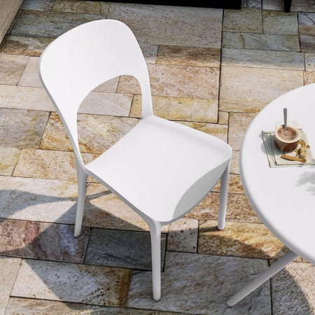 Sedia in Polipropilene Roma impilabile da interno ed esterno