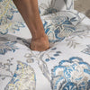 Sedia-per-Soggiorno-Poltroncina-Imbottita-con-Braccioli-in-Legno-e-Tessuto-Traspirante-per-Casa-e-Ufficio,-a-Fiori,-68.5x78.5x75cm-poltrona-soggiorno-salotto-camera-studio-F835-288A